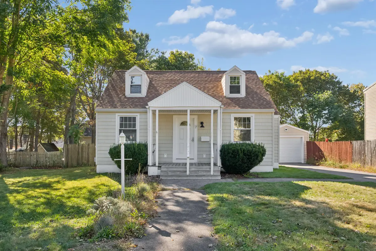 7 Farm Hill Road, Cape Elizabeth, ME 04107 - #1