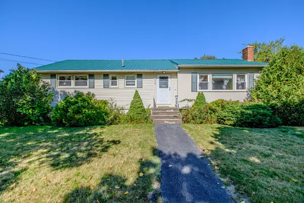170 Wayside Road, Portland, ME 04102