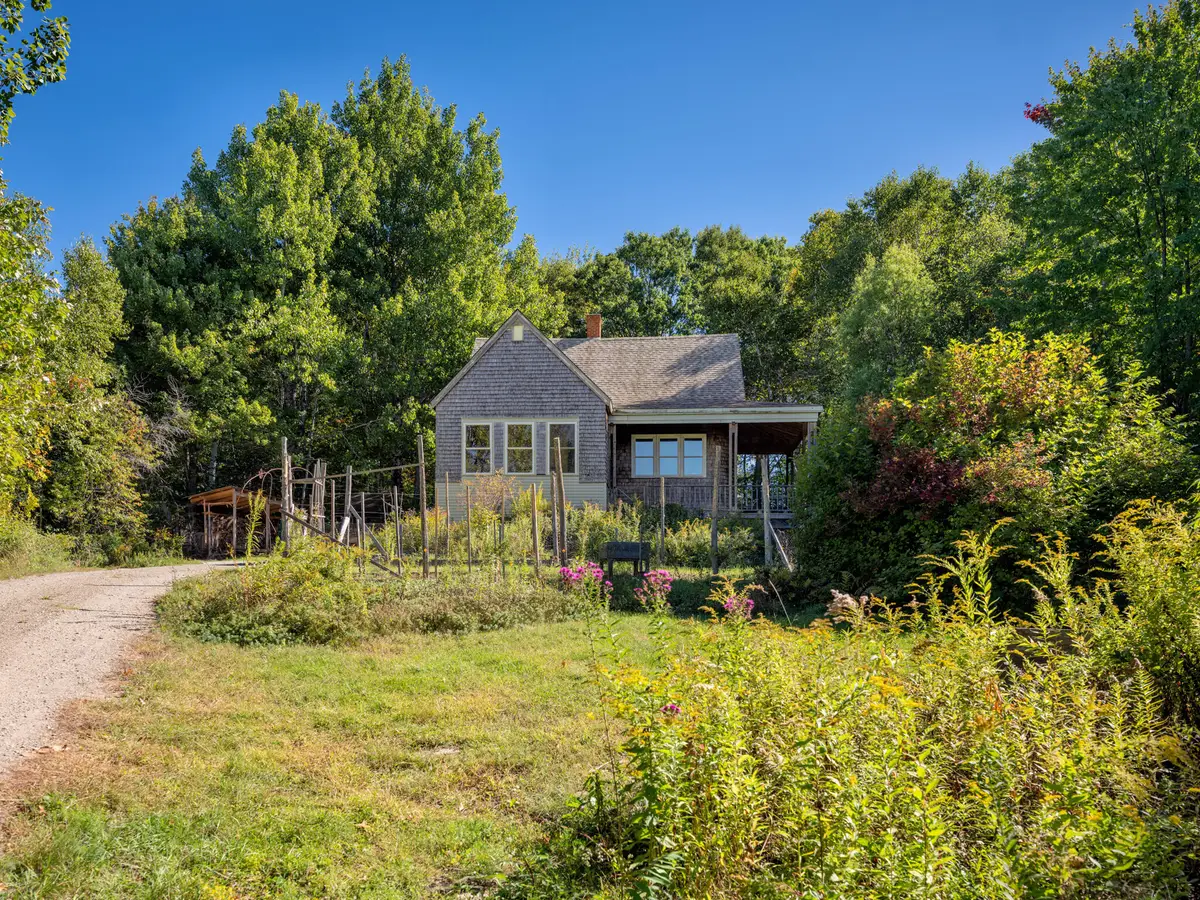 642 Lincolnville Avenue, Searsmont, ME 04973 - #1