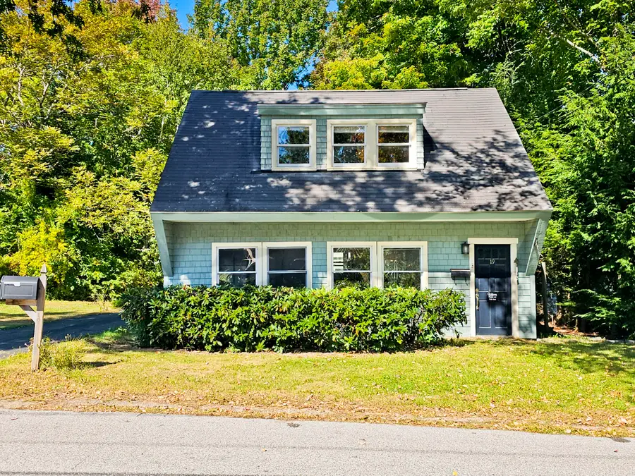 19 Bradbury Street, Belfast, ME 04915 - #3