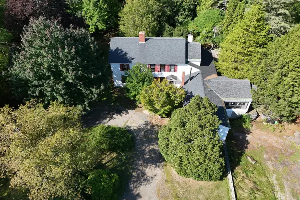 65 Elm Street, Waldoboro, ME 04572