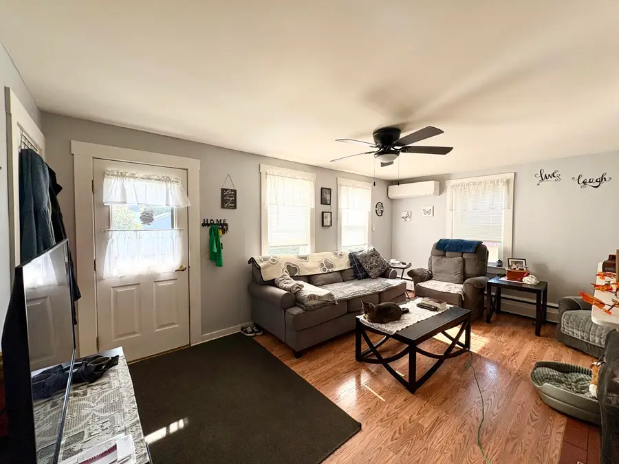 8 Cushman Street, Lincoln, ME 04457 - #3