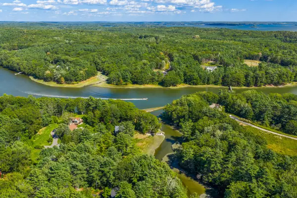 17 Spar Circle, Yarmouth, ME 04096