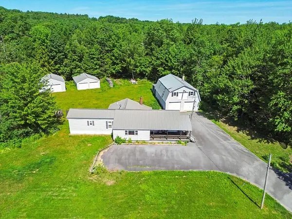 1650 N Belfast Avenue, Vassalboro, ME 04989