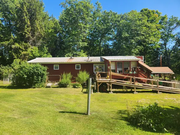 412 Greenwood Road, Norway, ME 04268