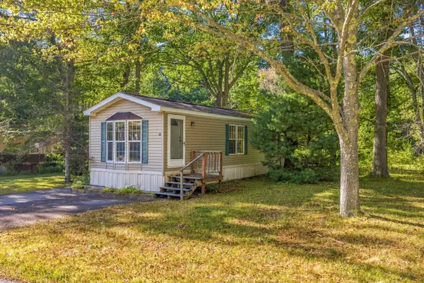 44 Caincrest Road, York, ME 03909