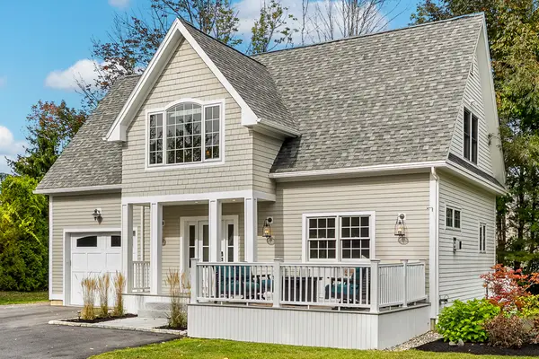 159 Us Route 1, Falmouth, ME 04105