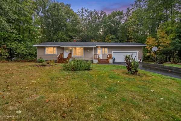 10 Reba Lane, Windham, ME 04062