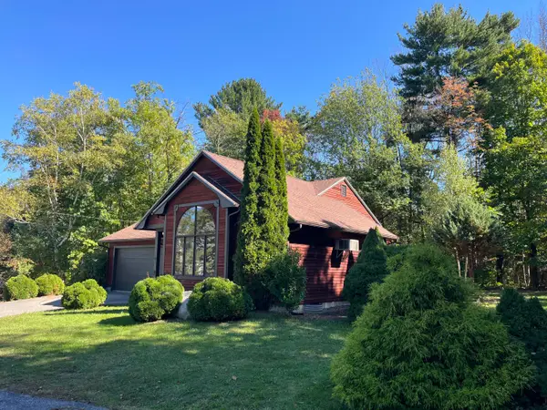 48 Hilltop Avenue, Lewiston, ME 04240