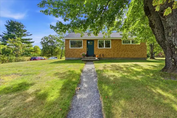 54 No Name Pond Road, Sabattus, ME 04280