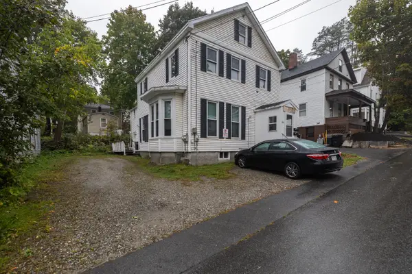 34 Oak Street, Augusta, ME 04330
