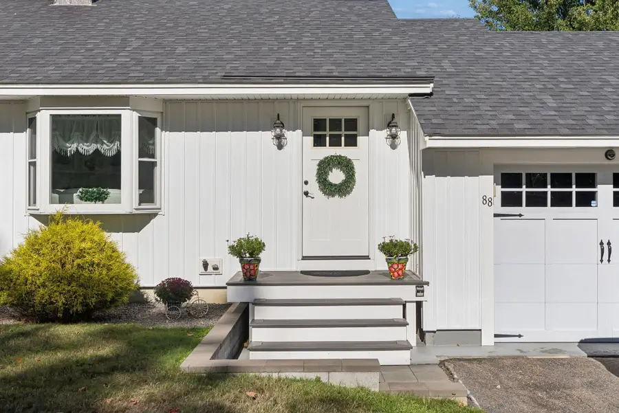 88 Cape Neddick Road, York, ME 03909 - #2