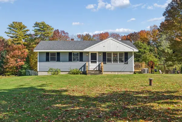 27 E Neck Road, Nobleboro, ME 04555