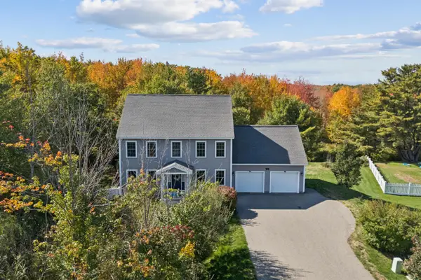 10 Memory Lane, Scarborough, ME 04074