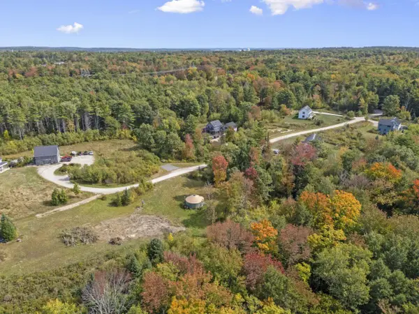 20  Solar Way, Cumberland, ME 04021