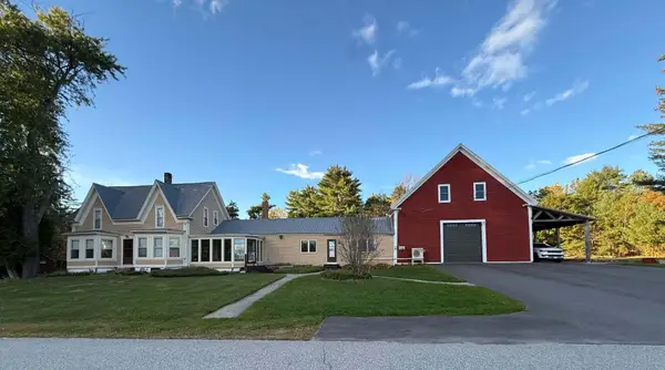 19 Coolidge Road, Wayne, ME 04284