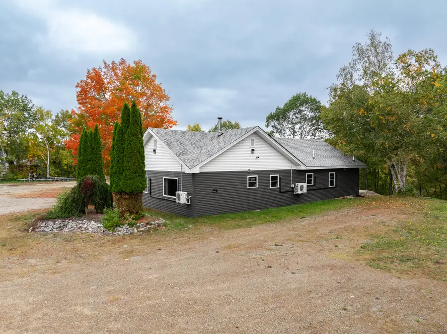 880 Main Street, Lincoln, ME 04457 - #3