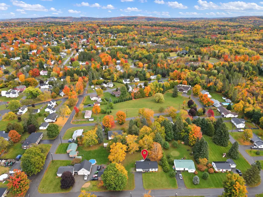 6 Alfred Street, Houlton, ME 04730 - #3