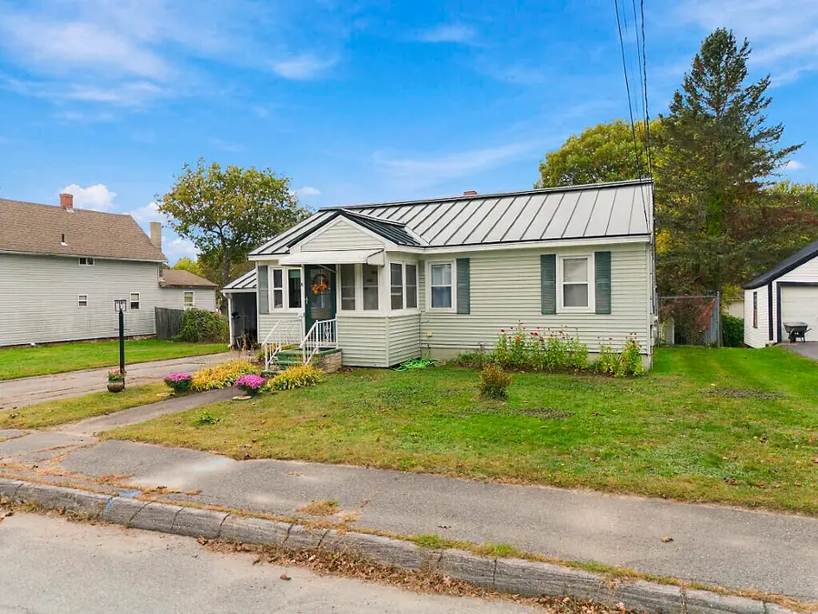 8 Chadwick Street, Winslow, ME 04901 - #2