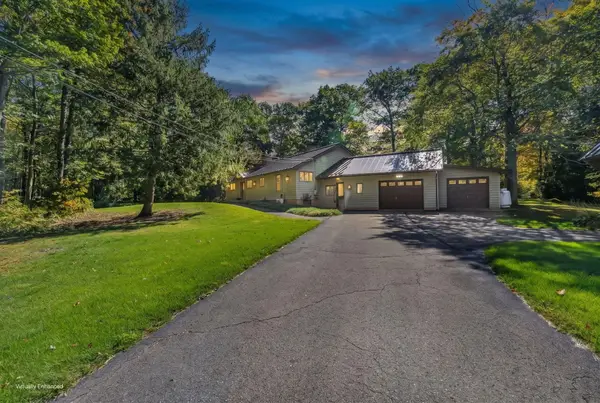 49 Mayland Street, Oakland, ME 04963