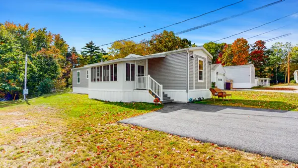 20 Hawthorn Drive, Norway, ME 04268