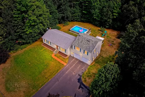 2 Paxton Drive, Standish, ME 04084