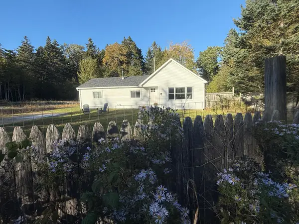 1030 Sunshine Road, Deer Isle, ME 04627