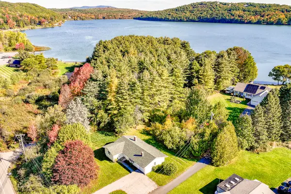 133 Lake View Drive, Rockland, ME 04841