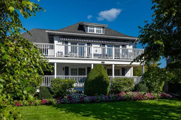 327 Shore Road #3, Ogunquit, ME 03907