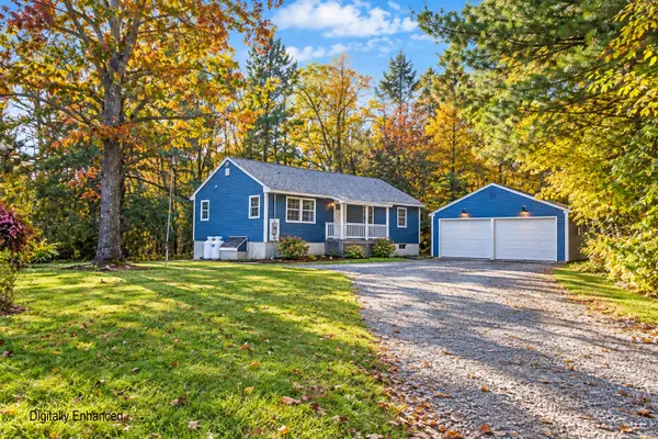27 Washboard Lane, Buxton, ME 04093
