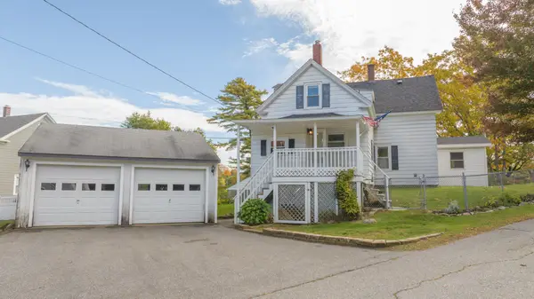 9 Bridge Street, Topsham, ME 04086