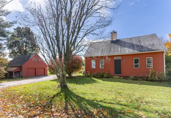 47 Desert Road, Freeport, ME 04032