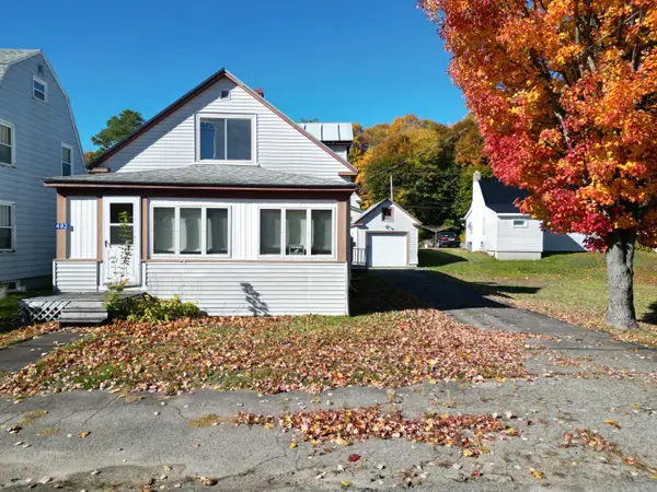 482 Aroostook Avenue, Millinocket, ME 04462