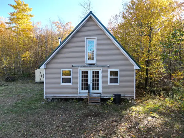384 Stanhope Mill Road, Lincoln, ME 04457