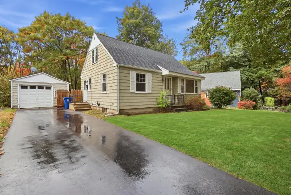 24 Sunset Lane, Portland, ME 04102