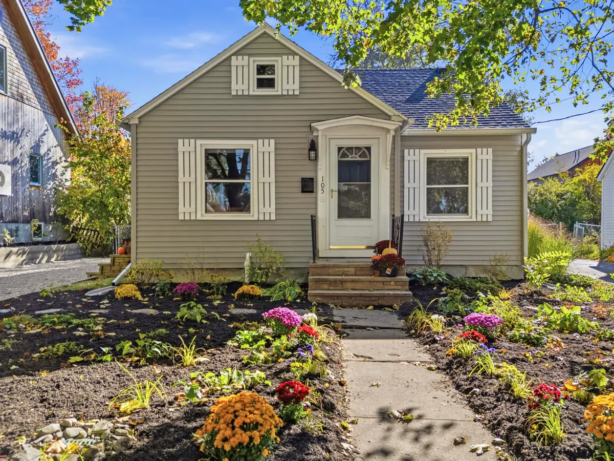 105 Edgeworth Avenue, Portland, ME 04103 - #1