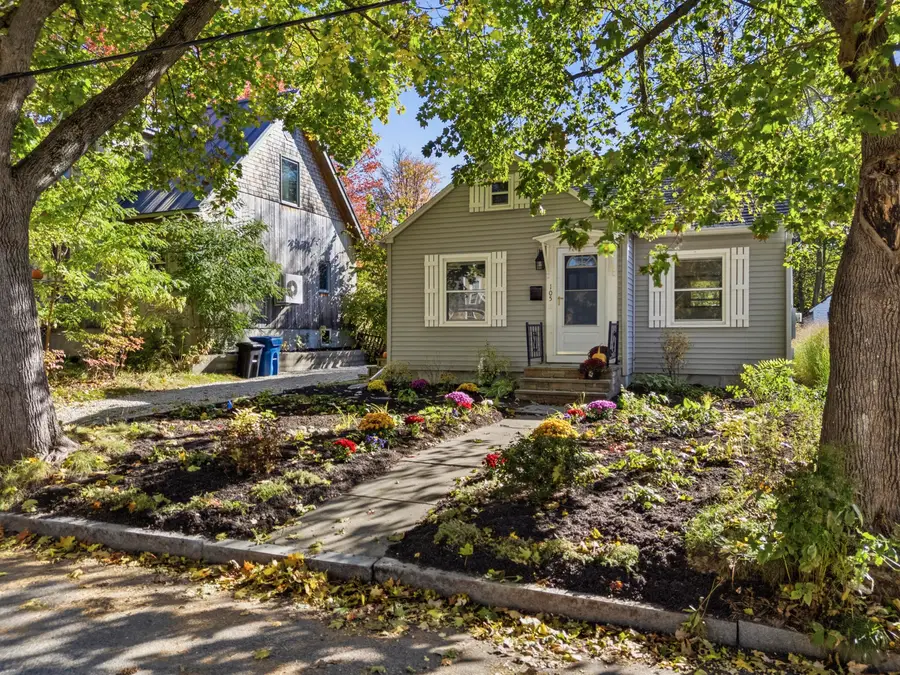 105 Edgeworth Avenue, Portland, ME 04103 - #2