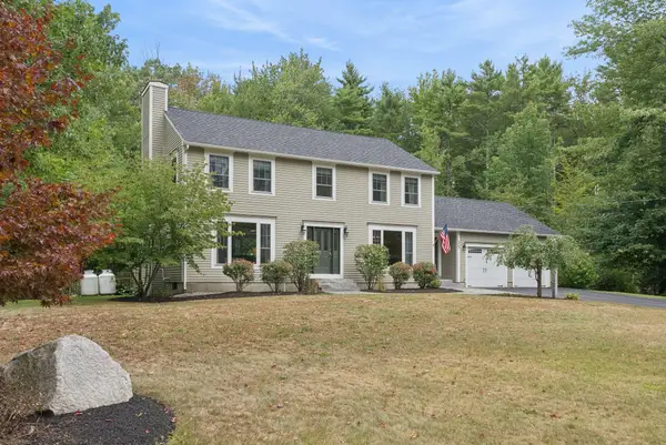 25 Brookside Drive, Falmouth, ME 04105