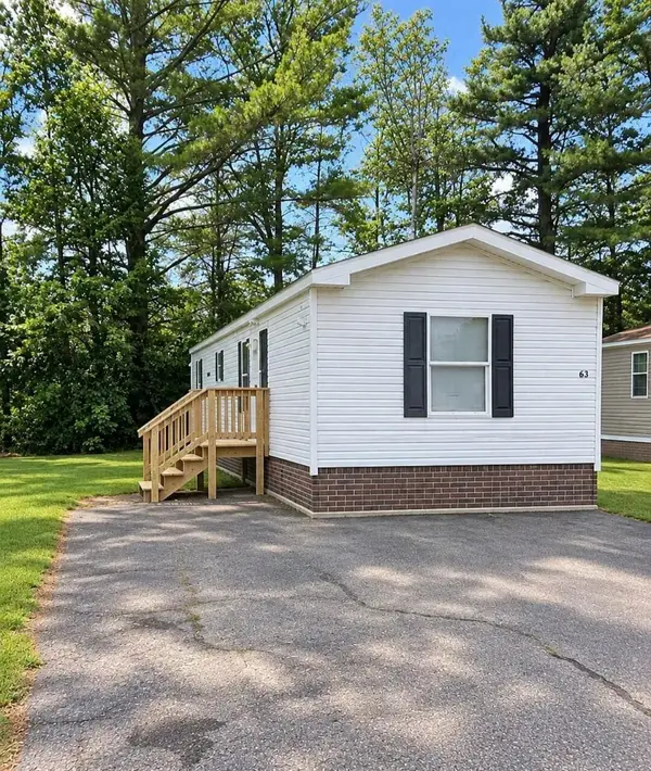 63 Village Green Road, Waterville, ME 04901