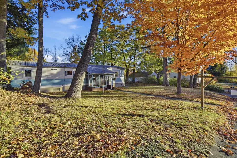 9 Oak Street, Jay, ME 04239 - #2
