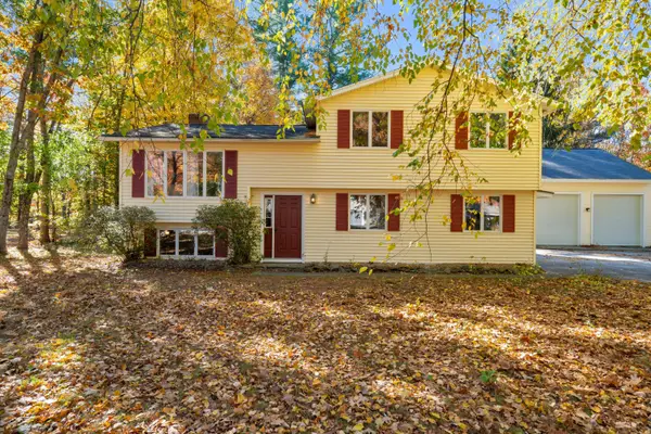 8 Forbes Lane, Windham, ME 04062