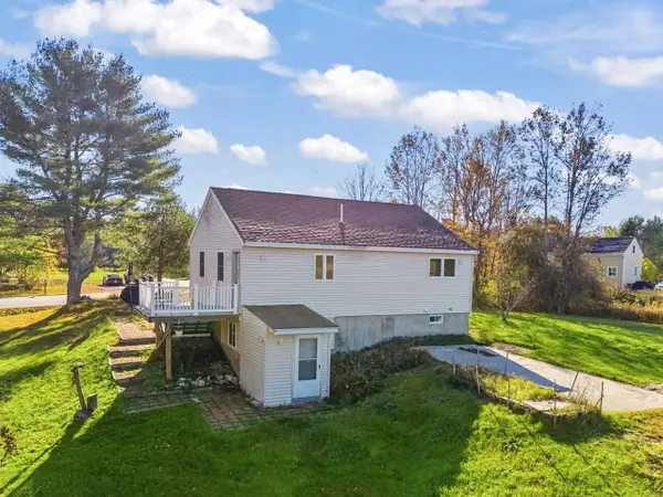 83 Wardtown Road, Freeport, ME 04032