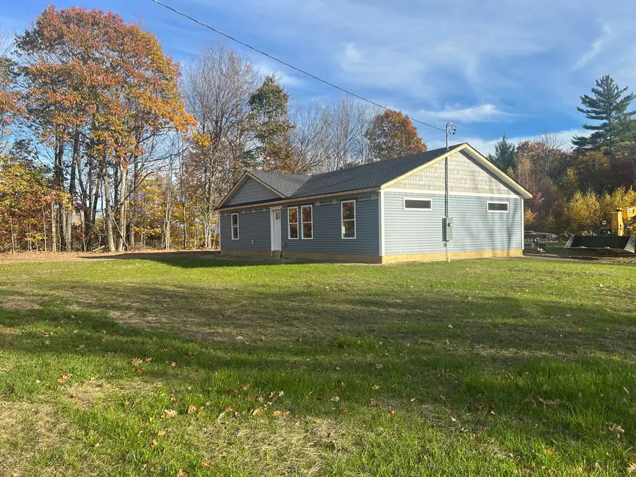 49 Wyatts Way, Livermore, ME 04253 - #3