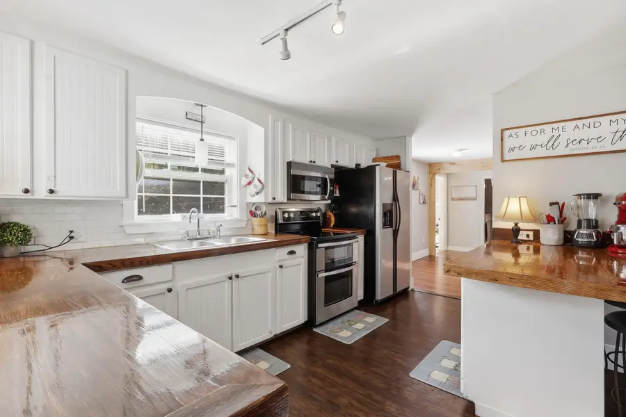 124 Ossipee Trail E, Gorham, ME 04038 - #3