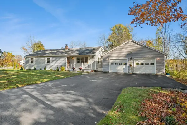 349 Middle Road, Falmouth, ME 04105
