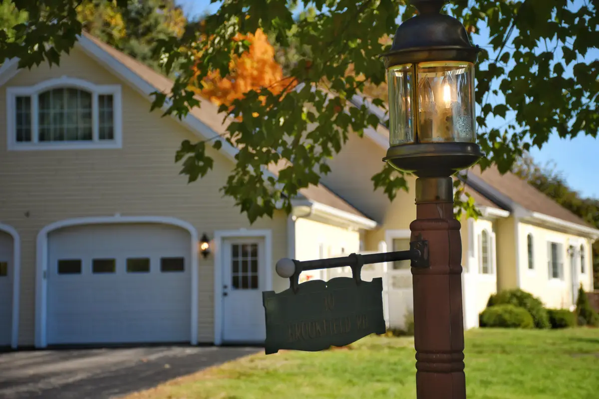 10 Brookfield Road, Falmouth, ME 04105 - #1