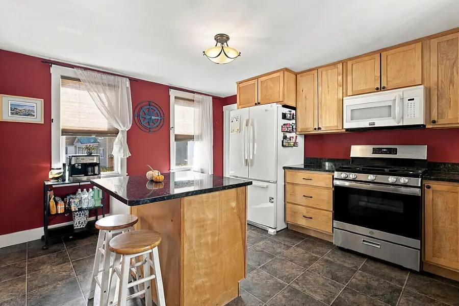 12 High Street, Winthrop, ME 04364 - #3