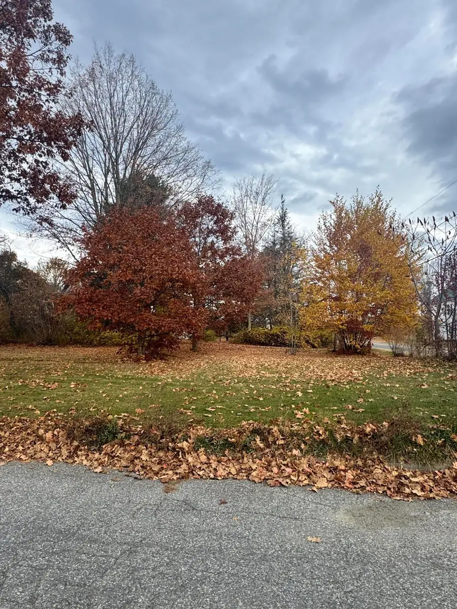 302 Madawaska Avenue, Pittsfield, ME 04967 - #3