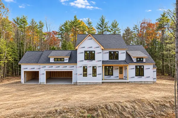 9 Dogwood Circle, Kennebunk, ME 04043