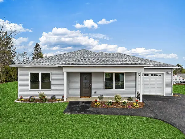 2 Meadow Drive, Waterville, ME 04901